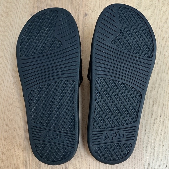 APL Lusso Slide - Picture 5 of 8